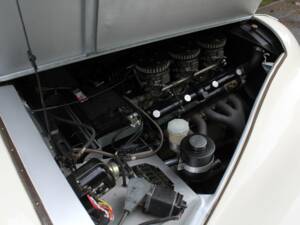 Image 18/18 of Bristol 400 (1948)