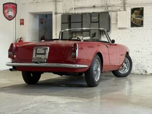 Bild 3/76 von Alfa Romeo 2600 Spider (1964)