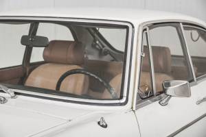 Imagen 29/50 de MG MGB GT (1974)