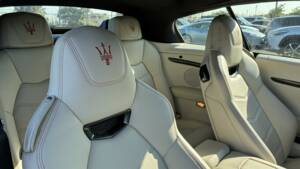 Image 34/54 of Maserati GranCabrio Sport (2015)