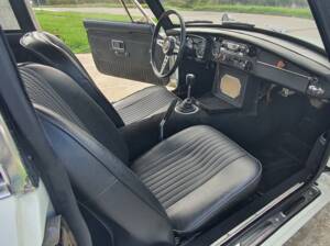 Afbeelding 26/33 van MG MGB GT (1971)