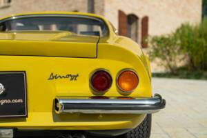 Image 15/50 of Ferrari Dino 246 GT (1971)