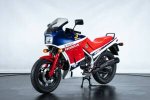 Bild 2/50 von Honda VF 500 F (1986)