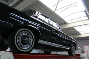 Bild 10/50 von Mercedes-Benz 280 SE 3,5 (1971)