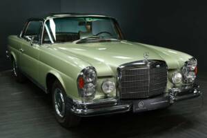 Afbeelding 8/49 van Mercedes-Benz 280 SE (1970)