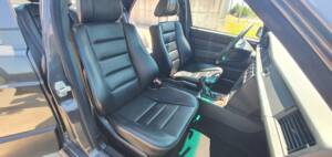 Imagen 16/30 de Mercedes-Benz 190 E 2.5-16 (1989)