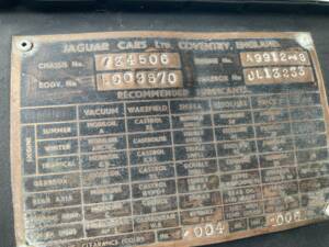 Image 32/38 of Jaguar Mk VII (1952)