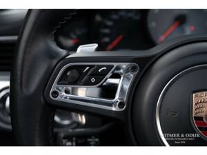 Bild 29/36 von Porsche 911 Carrera 4S (2016)
