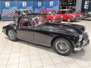 Image 7/40 of MG MGA 1600 (1961)