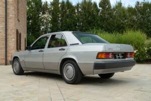 Image 6/50 of Mercedes-Benz 190 E 1.8 (1991)