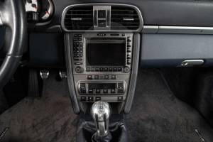 Image 16/58 of Porsche 911 Carrera 4S (2007)