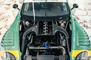 Image 15/30 of Aston Martin DBR9 GT1 (2006)