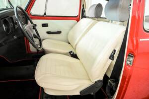 Image 15/50 of Volkswagen Beetle 1200 "Jeans Bug" (1983)