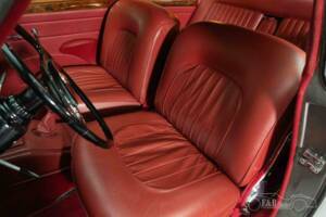 Bild 12/19 von Jaguar Mk II 3.8 (1961)