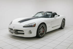 Image 1/17 de Dodge Viper SRT10 (2005)