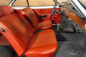 Image 9/29 of Volkswagen Karmann Ghia 1500 (1969)