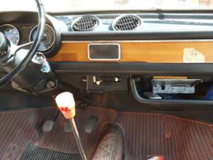 Image 21/50 de FIAT 127 (1972)