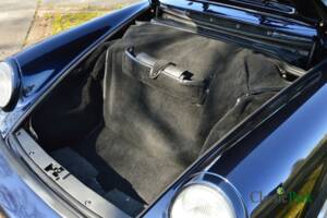 Imagen 42/50 de Porsche 911 Carrera 2 (1991)