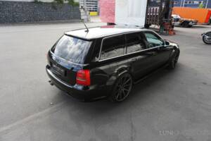 Image 5/41 of Audi RS4 Avant (2000)