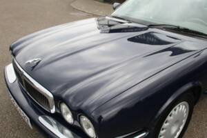 Bild 3/8 von Jaguar XJ 8 Executive (1997)