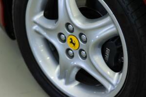 Image 18/29 of Ferrari 456 GT (1994)