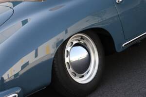 Image 13/19 of Porsche 356 A 1600 (1957)