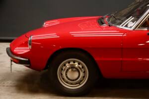 Afbeelding 14/50 van Alfa Romeo Spider Veloce 2000 (1982)
