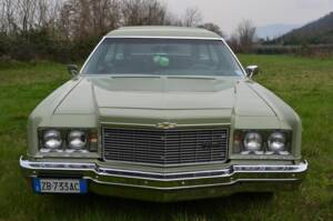 Image 3/8 of Chevrolet Impala Station Wagon (1975)