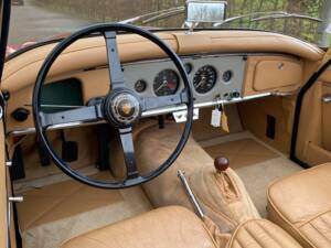 Immagine 6/18 di Jaguar XK 150 3.8 S DHC (1959)