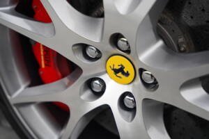 Image 42/50 of Ferrari California (2010)