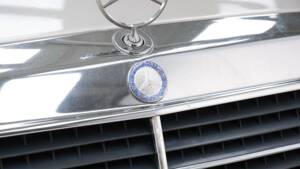 Bild 13/15 von Mercedes-Benz 300 E (1992)