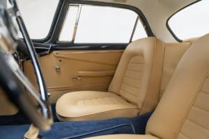 Bild 19/41 von Maserati 3500 GTI Touring (1962)