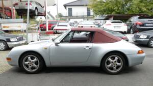 Image 5/23 of Porsche 911 Carrera 2 (1994)