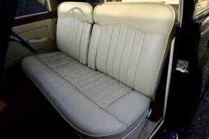 Bild 43/50 von Rolls-Royce Silver Cloud I (1956)