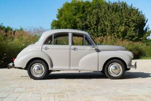 Image 5/50 of Morris Minor 1000 (1958)