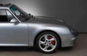Image 8/32 de Porsche 911 Carrera 4S (1998)