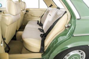 Afbeelding 34/50 van Mercedes-Benz 300 D (1978)