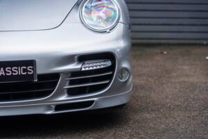 Bild 16/60 von Porsche 911 Turbo (2011)