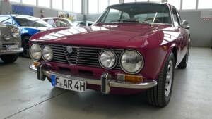 Bild 24/36 von Alfa Romeo 2000 GT Veloce (1975)