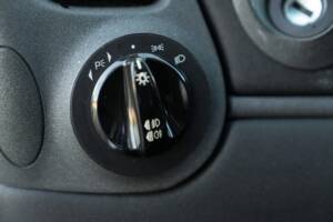 Image 38/50 of Porsche 911 Carrera 4 (1999)