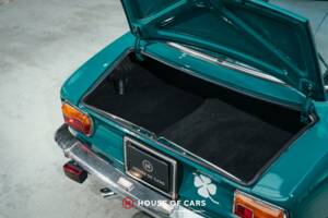 Image 13/25 of Alfa Romeo 1750 GT Veloce (1970)