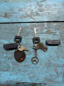 Image 49/50 of Mercedes-Benz E 200 (1993)