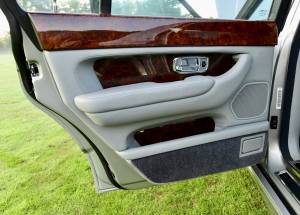 Afbeelding 24/50 van Bentley Arnage Red Label (2002)