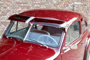 Immagine 22/50 di Volvo PV 444 (1955)