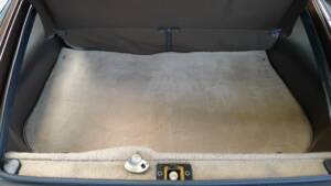 Bild 32/50 von Porsche 928 S (1986)