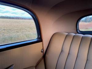 Image 15/16 of Mercedes-Benz 220 (1952)