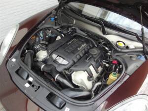 Bild 77/98 von Porsche Panamera Turbo (2009)