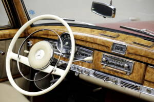 Image 15/23 of Mercedes-Benz 300 d Cabriolet D (1960)