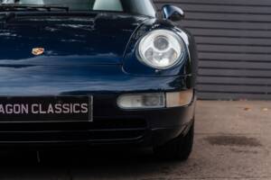 Image 16/68 of Porsche 911 Carrera (1997)