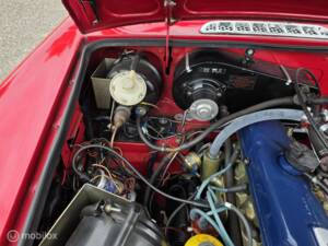 Image 31/44 of MG MGC (1969)